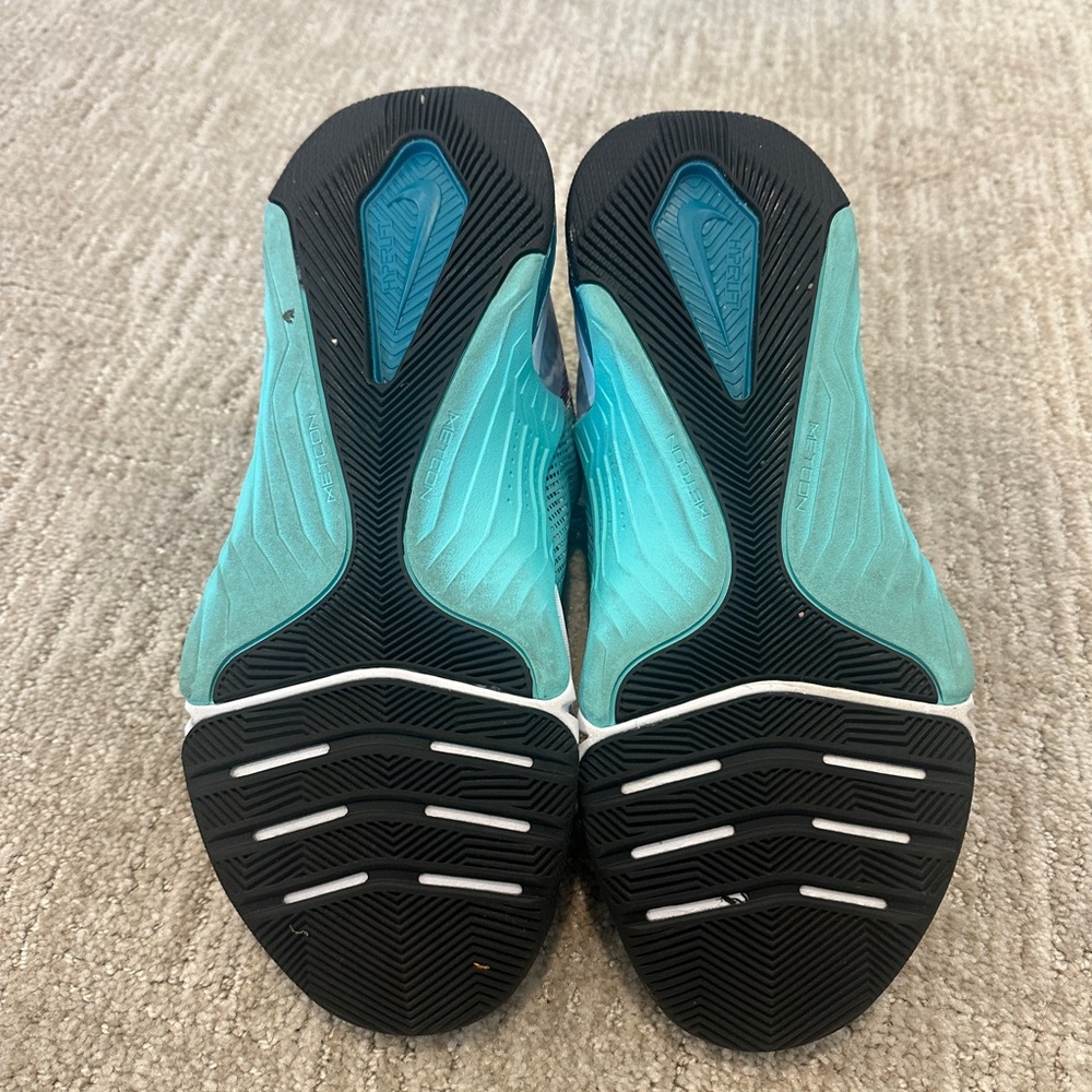 Nike Women's Metcon 8 Training Shoes - Picture 9 of 9